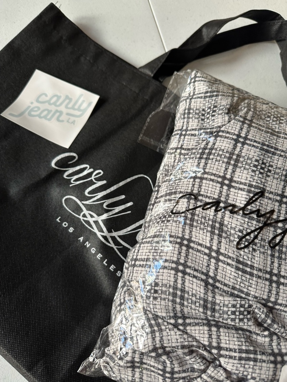 Carly Jean Los Angeles CJLA Smocked Camille Dress Black/White XL NEW in bag - Picture 5 of 5